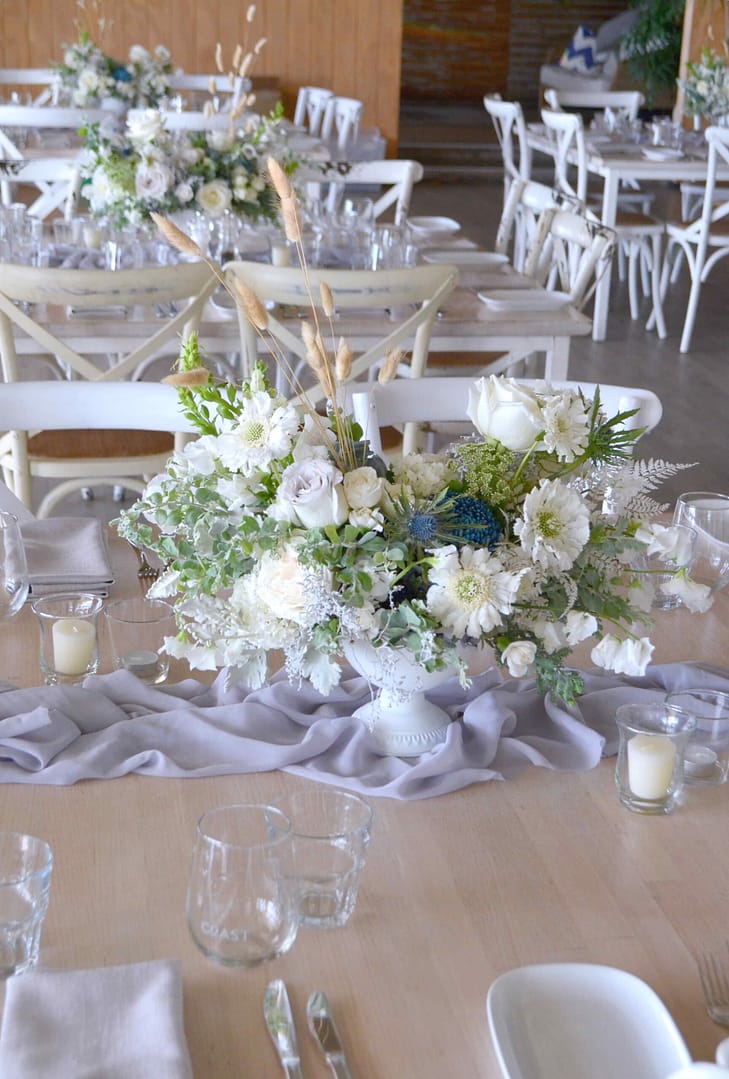 Perth wedding florist centerpiece